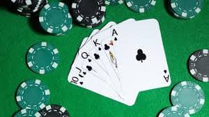Antarmuka pertaruhan live vegas123 menampilkan odds Counter-Strike 2 dan statistik pemain real-time