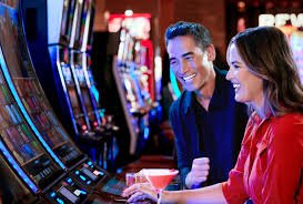 Studio multi-kamera live dealer vegas123 dengan dealer profesional dan meja bermain berkualitas tinggi